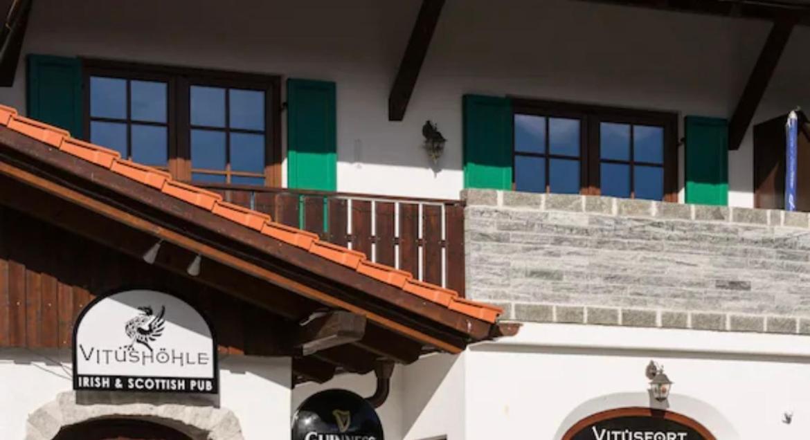 Vitushoehle & Vitusfort - Magie Von Irland Und Schottland Füssen Exteriér fotografie